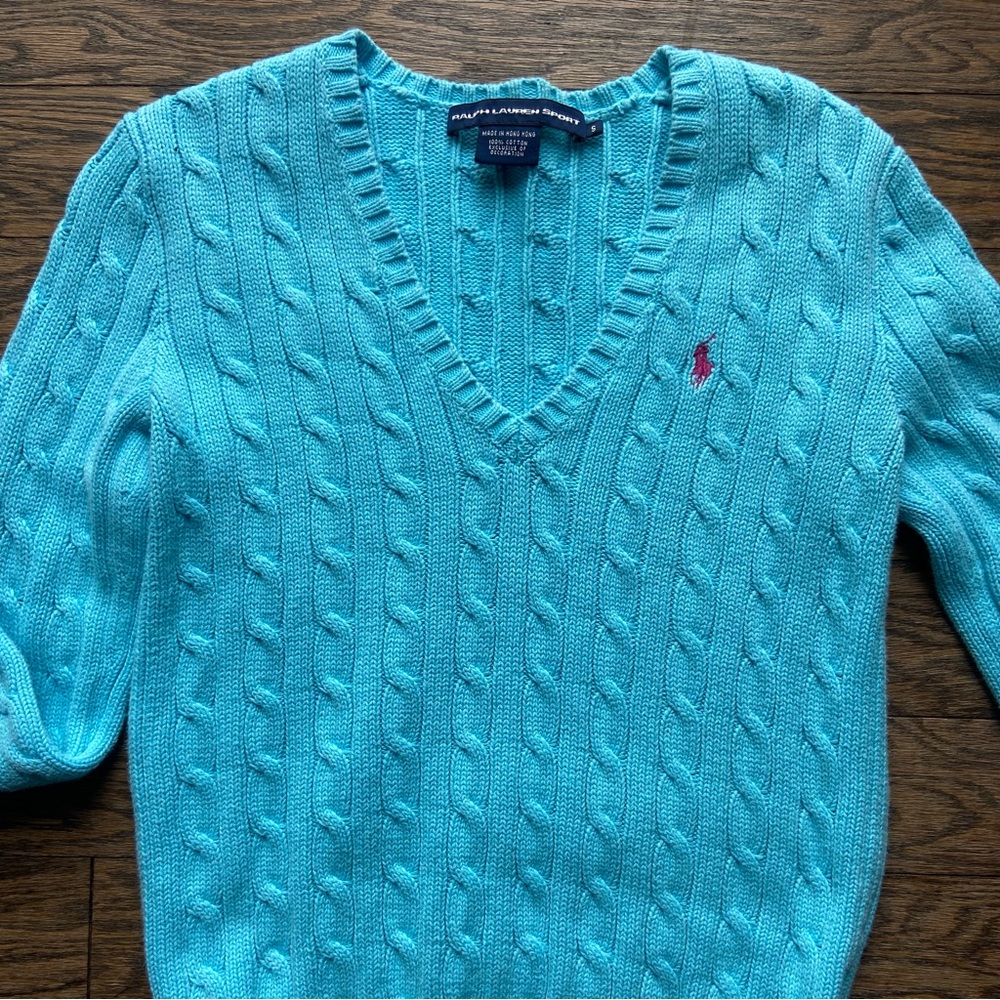 Classic Ralph Lauren Polo vneck sweater in baby blue with pink emblem